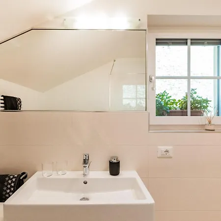 Cozy Apartments In Rome Апартаменты