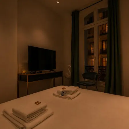 Cozy In Rome